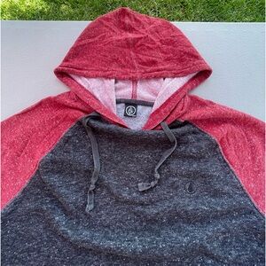 Volcom light weight pull over hoodie Adult Medium Red and Grey